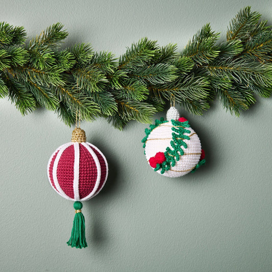 Ricorumi Christmas baubles crochet kits