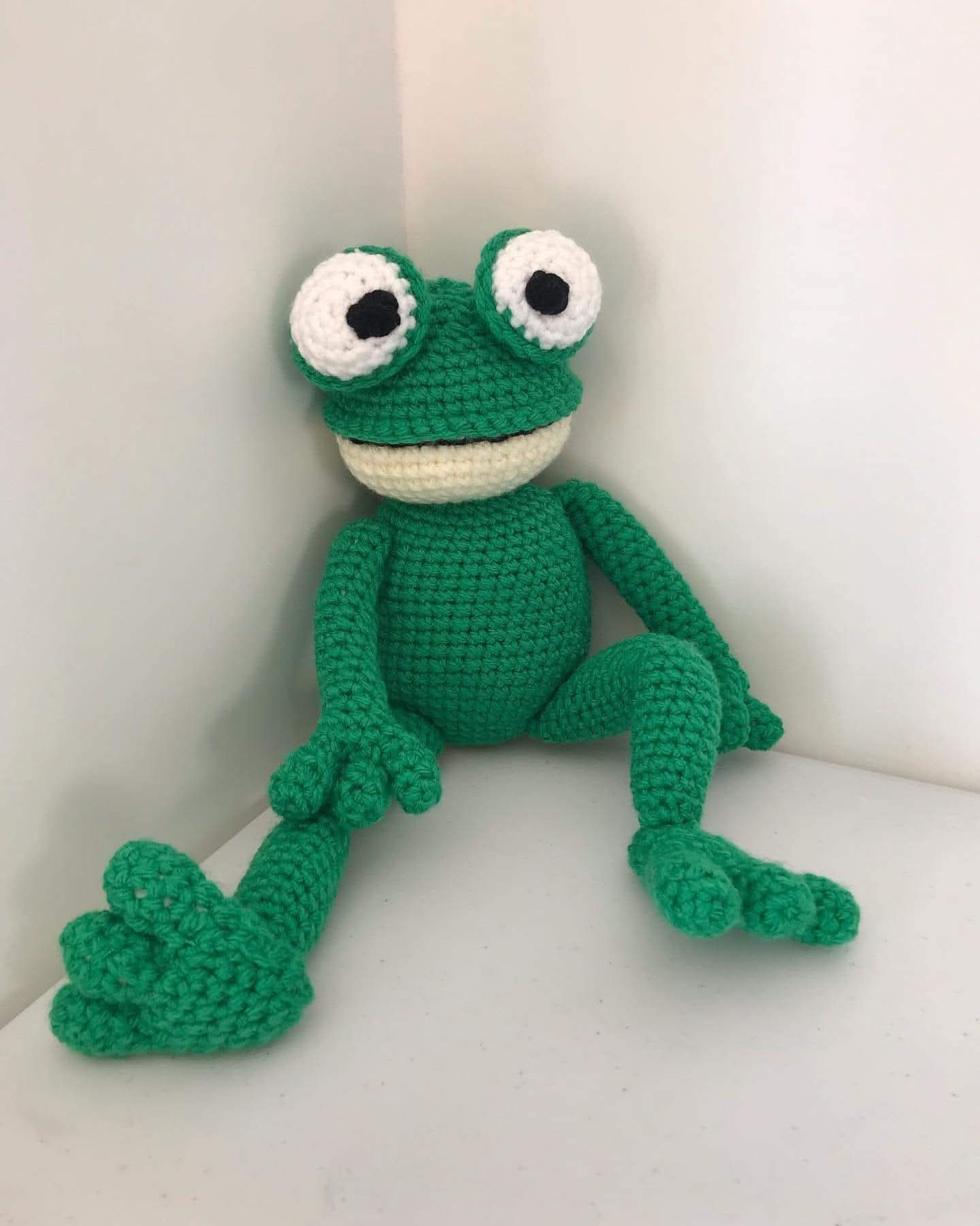 Crochet Frog kit