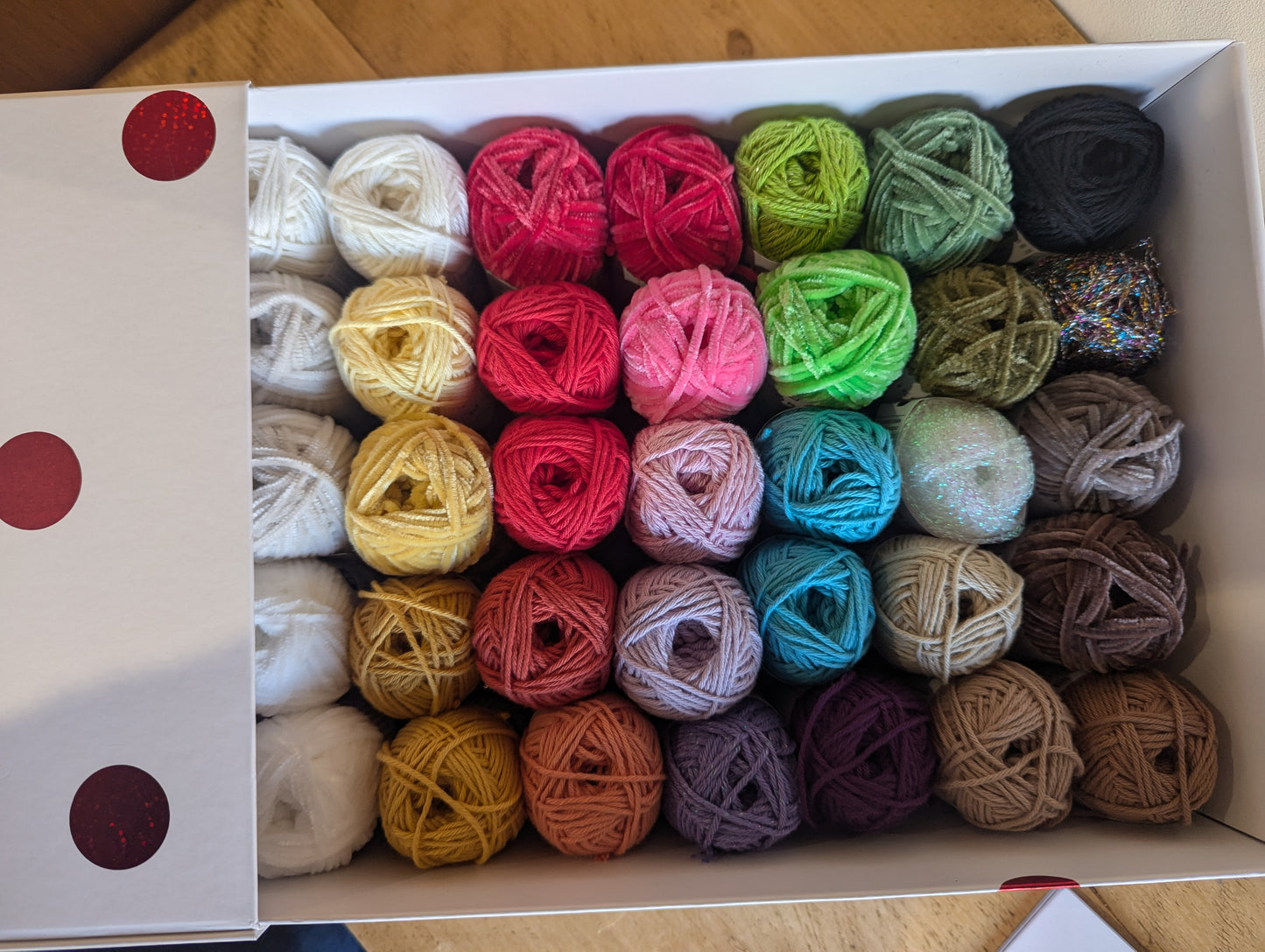 Ricorumi shroom yarn kit with pattern book