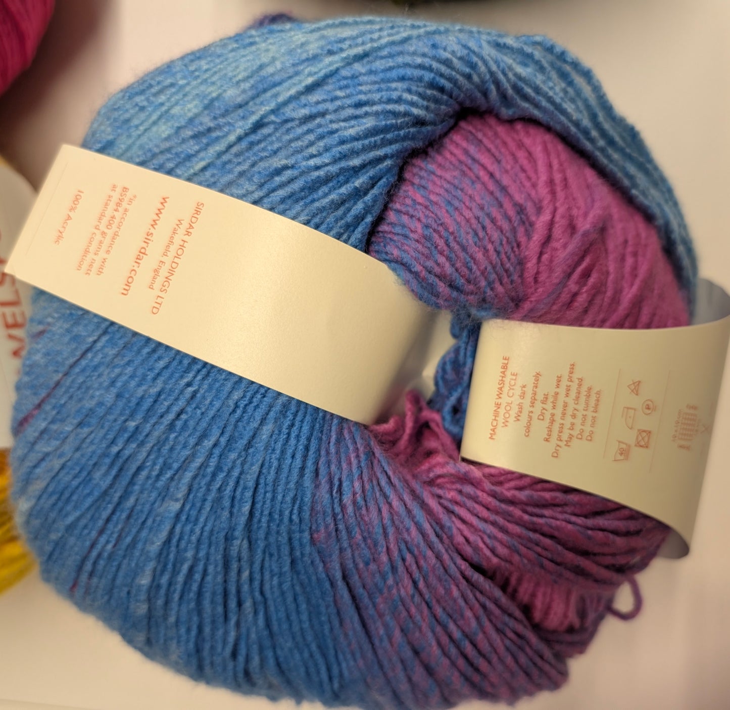 Jewelspun ombre Aran